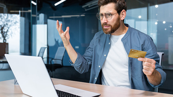 CEO-fraude en Spear Phishing: Een verborgen gevaar in je Inbox