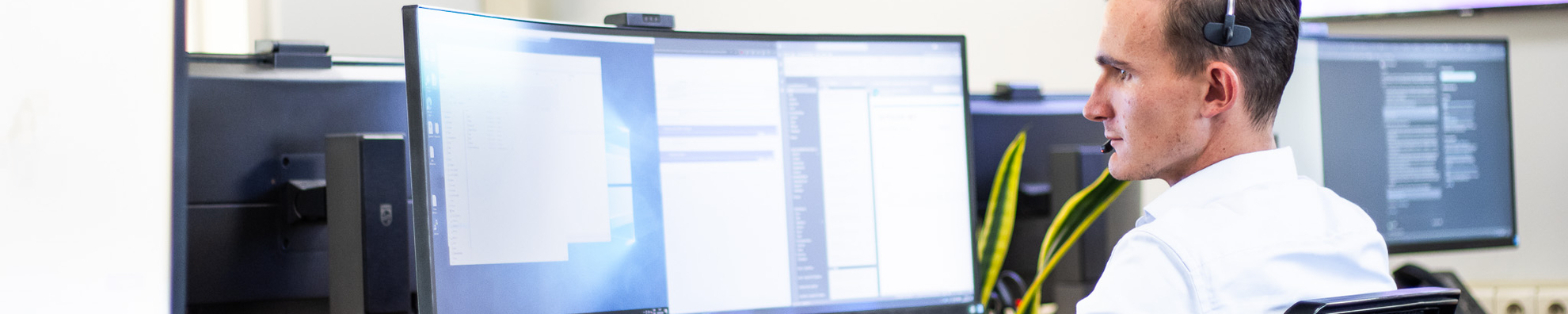 Invision ICT Service Solution Specialist